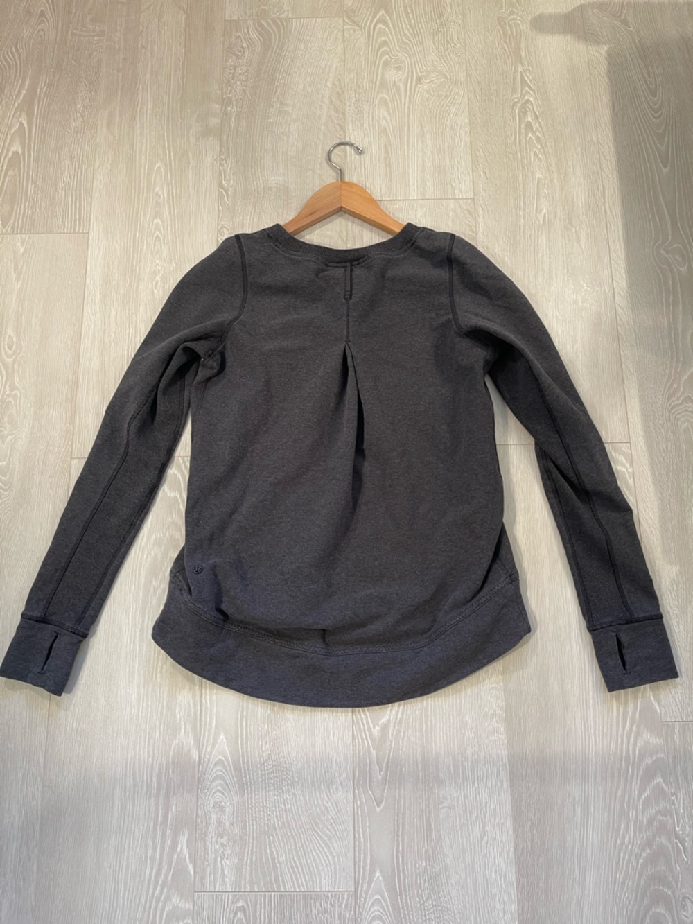 Lululemon Exhalation Pullover Heathered Black / Black Gray size 4/6 fit - Picture 13 of 16